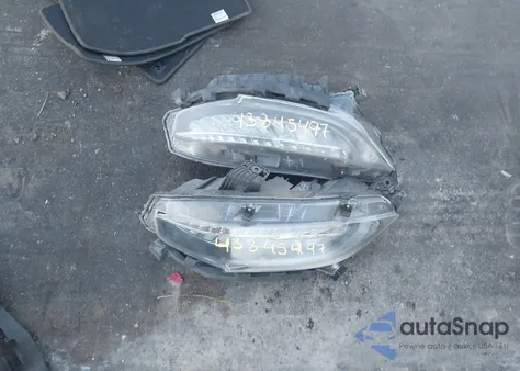 2017 Honda Civic Touring z USA, uszkodzony, nr VIN 2HGFC1F93HH648647